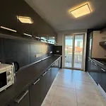 Modernes - Küche&balkon - Lage - Zentral Kl - 6 Gäste