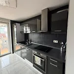 Apartamento Modernes - Küche&balkon - Lage - Zentral Kl - 6 Gäste *