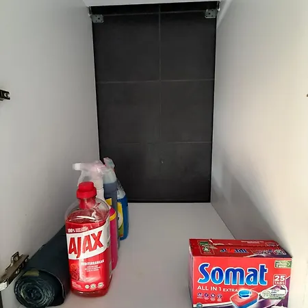 Modernes - Kueche & Balkon - Lage - Zentral Kl - 6 Gaeste Apartamento