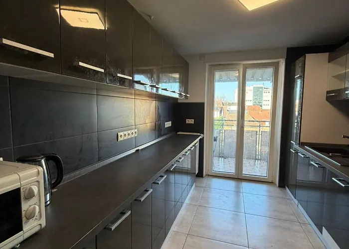 Modernes - Kueche & Balkon - Lage - Zentral Kl - 6 Gaeste