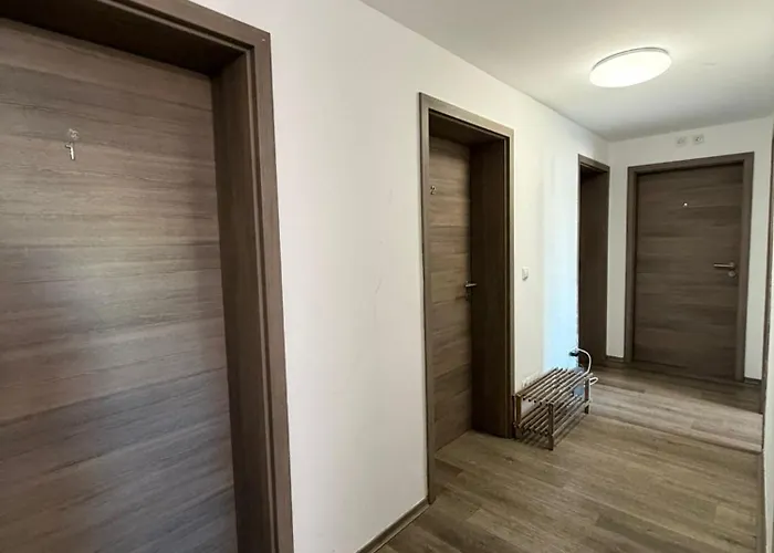 Modernes - Kueche & Balkon - Lage - Zentral Kl - 6 Gaeste *